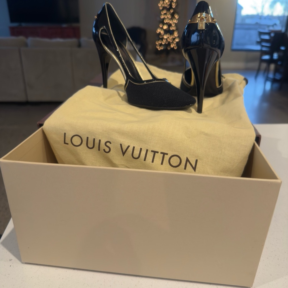 Louis Vuitton Black and Gold Heels